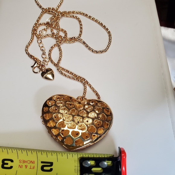 Heart necklace 💓 Betsey Johnson - Picture 4 of 5